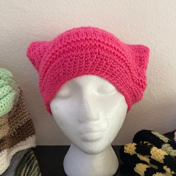 Crochet cat hat - Picture 1 of 3
